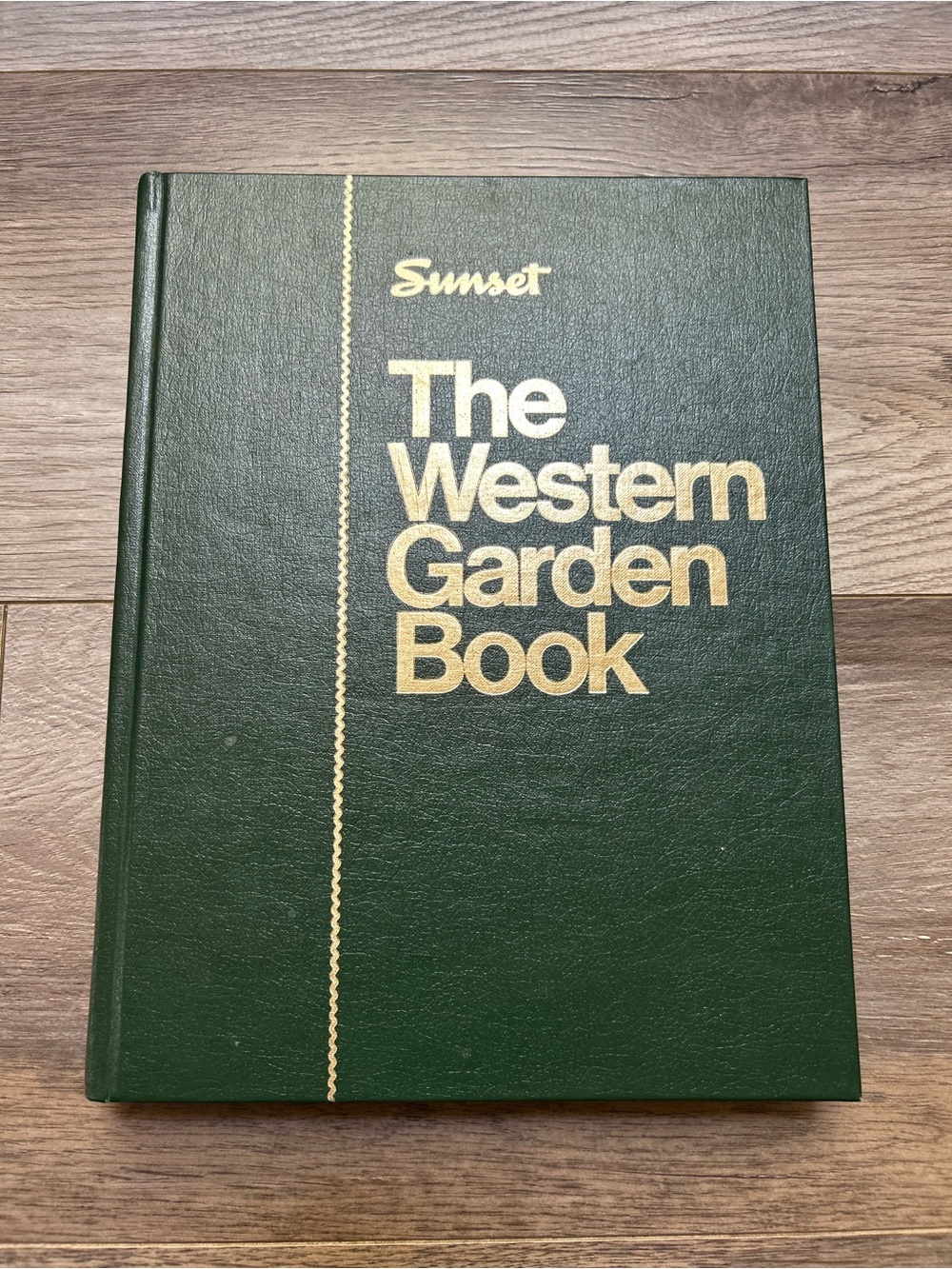 Sunset The Western Garden Book - Vintage Hardcover - Eleventh Printing July 1987